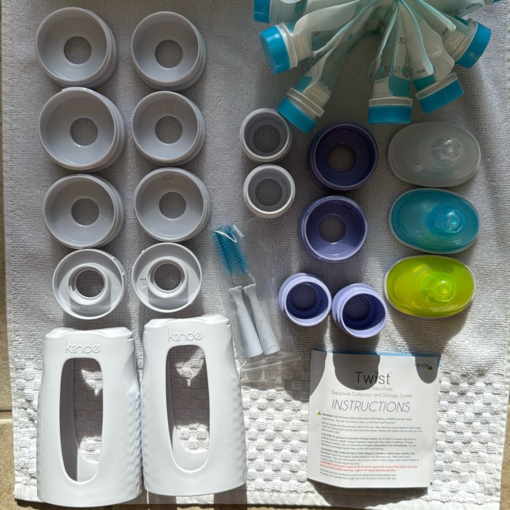 NWOT Kiinde Twist Breastfeeding Baby Bottle Feeding Gift Set - Picture 4 of 4